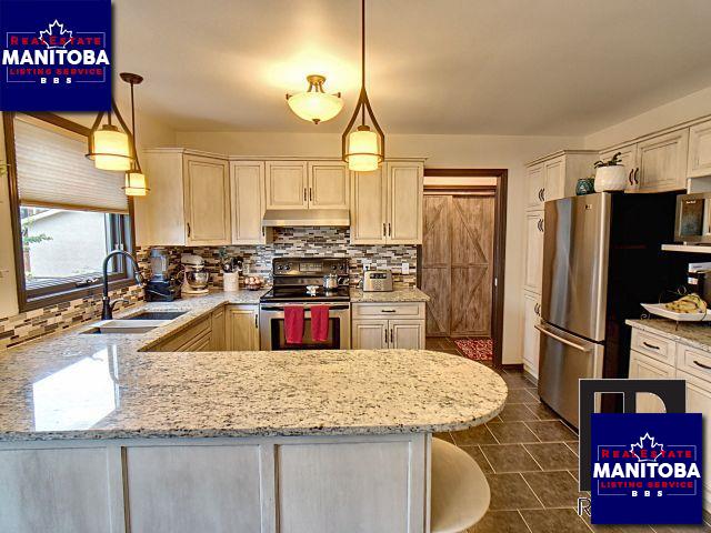 Property 106 Lee Cr img1