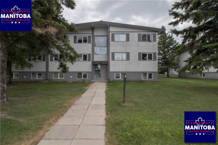 Property 2031 2000 Shorepointe Village Rd Main image