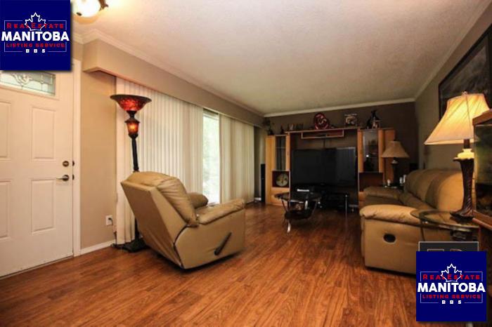 Property 1623 Winona St img1