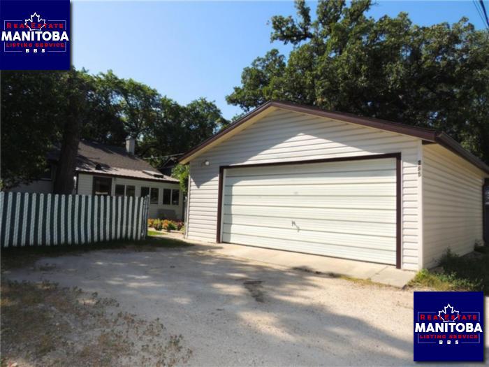 Property 295 Regal Ave img1