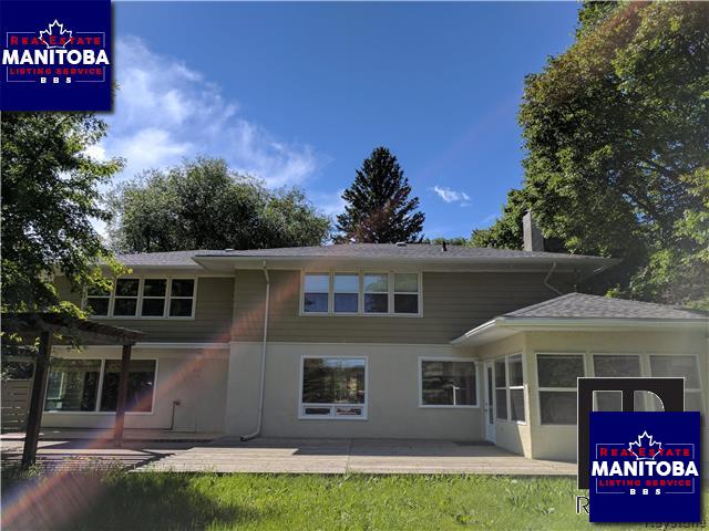 Property 221 Scotia St img1