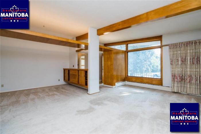 Property 101 Champlain St img1