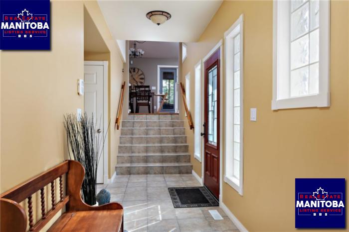 Property 1575 Liberty St S img1