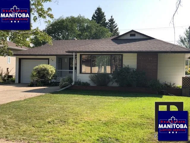 24 Hospital St, Roblin