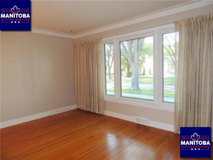 Property 1120 Mulvey Ave img1