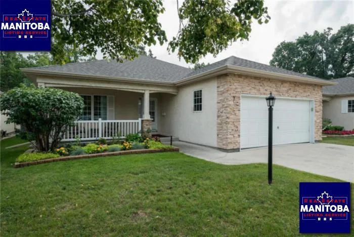 7 Country Villas Blvd, East St Paul