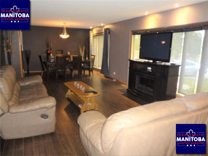 Property 469 Willis Rd img1