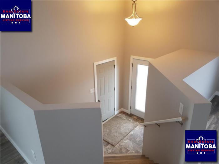 Property 33 Rockridge Cr img1