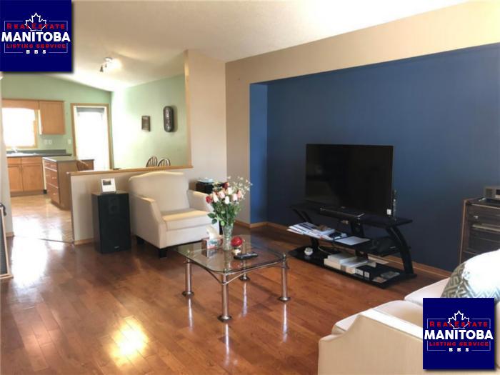 Property 27 Cloverwood Rd img1