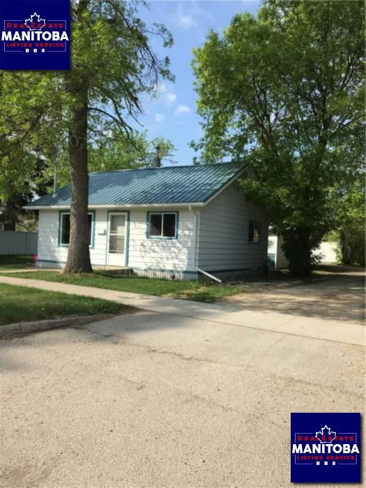 2 Bed House for Sale at 337 Morris Ave, Selkirk, MB - MLS® #1822569