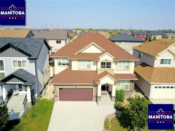 7 Beachham Cr, Winnipeg