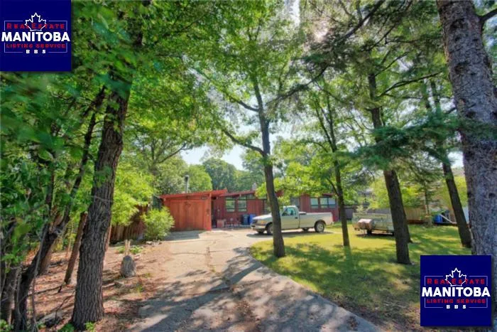 3 Bed House for Sale at 517 Buckingham Rd, Winnipeg, MB - MLS® #1823485