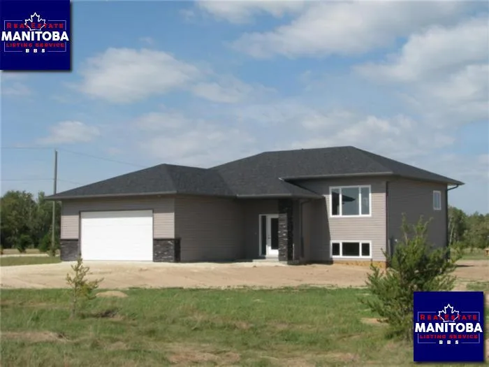 13 Cougnon Cove, Marchand