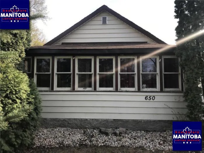 2 Bed House for Sale at 650 Munroe Ave, Winnipeg, MB - MLS® #1824160