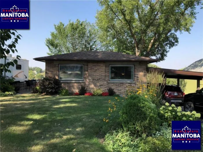 3 Bed House for Sale at 365 Davidson St, Neepawa, MB - MLS® #1824209