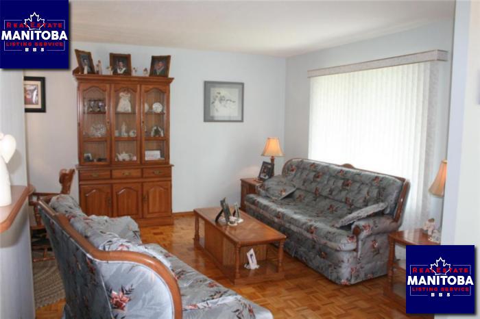 Property 87 Perry Bay img1