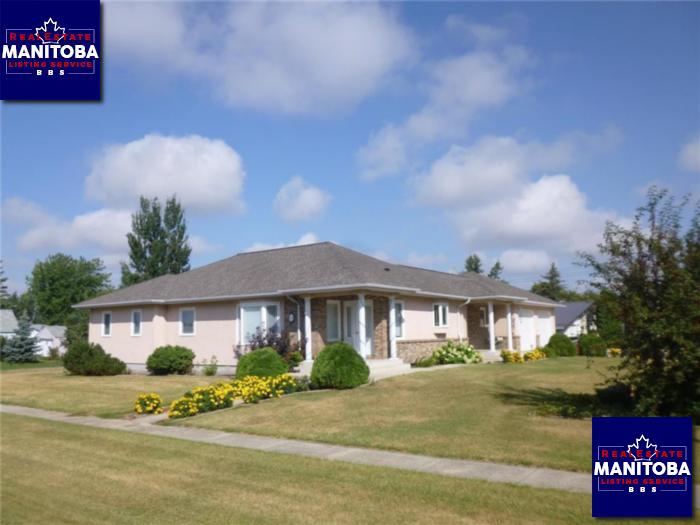 Property 141 James Ave img1