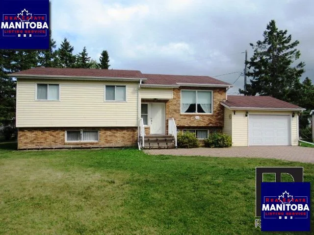 213 5th St, Winnipegosis