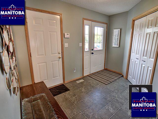 Property 143 Swinford Way img1