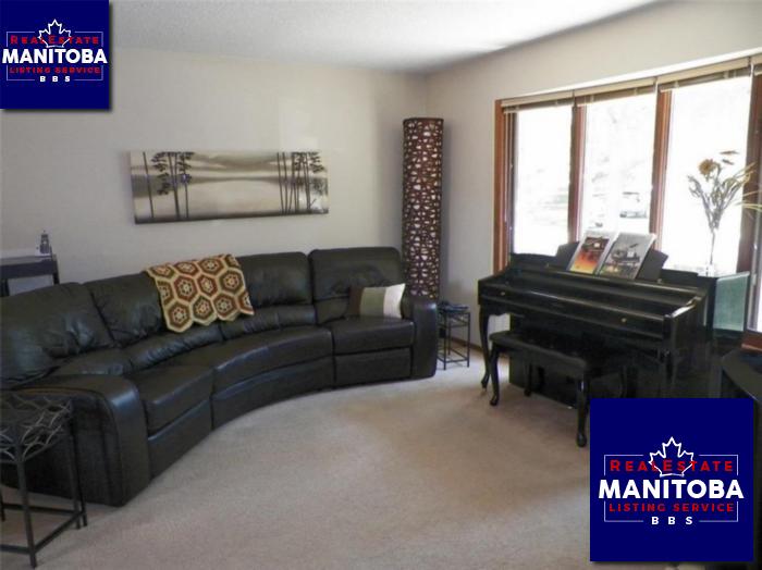 Property 45 Carriage House Rd img1