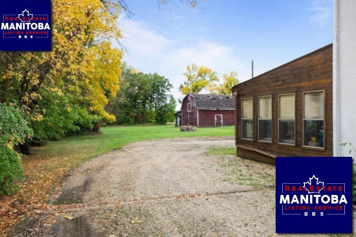 Property 5810 Henderson Hwy img1