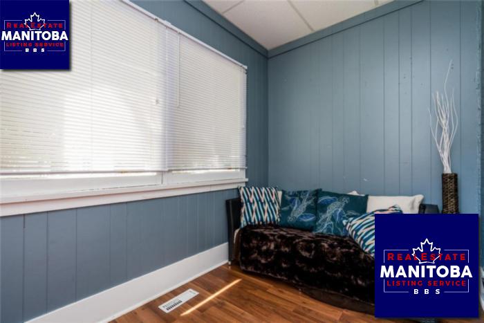 Property 205 Martin Ave W img1