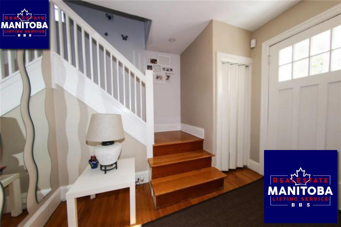 Property 667 Riverwood Ave img1