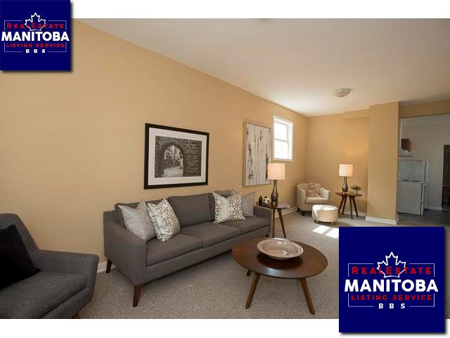 Property 856 Redwood Ave img1