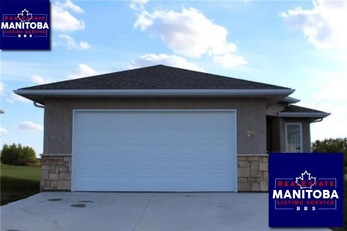 26 Westgrove Bay, Steinbach
