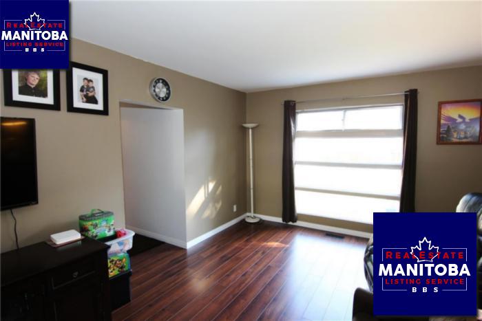 Property 17 Harvest Lane img1