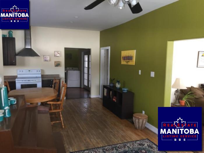 Property 742 Broadway St img1