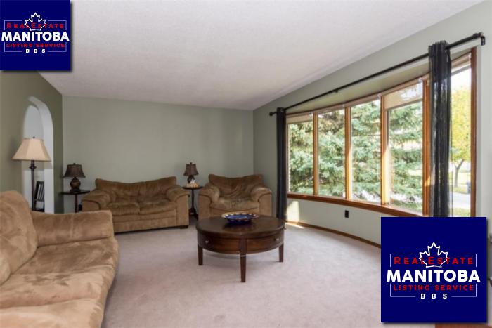 Property 170 Barker Blvd img1