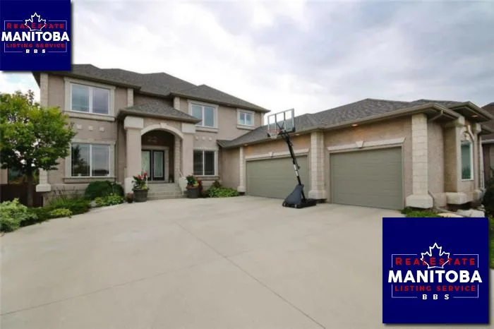 22 Royal Crest Dr, Winnipeg