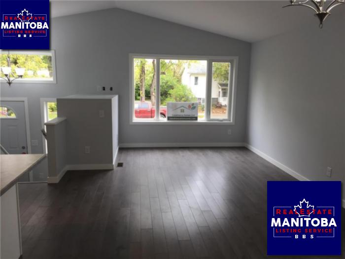 Property 422 Robinson Ave img1