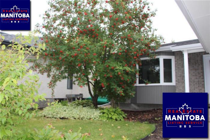 Property 11 Foxmeadow Dr img1