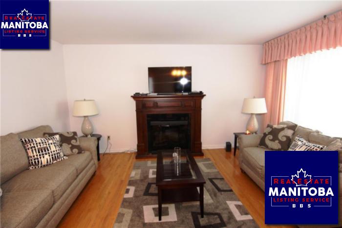 Property 289 Booth Dr img1