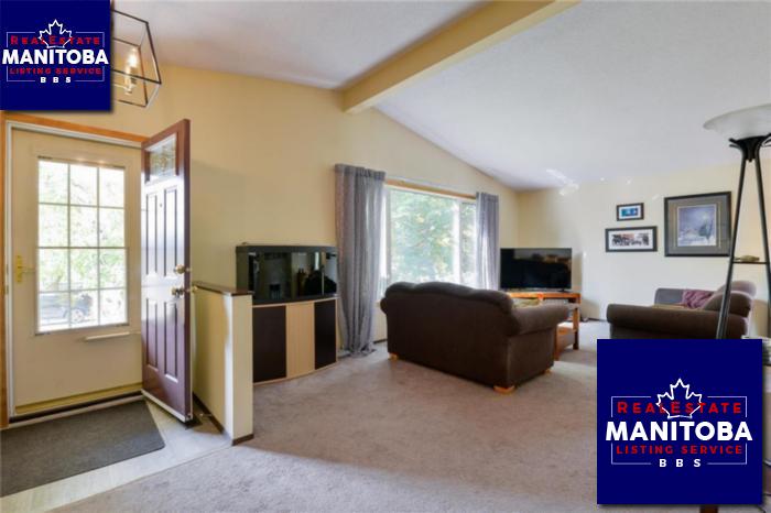 Property 22 Salisbury Cr img1