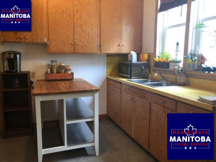 Property 356 Boyd Ave img1