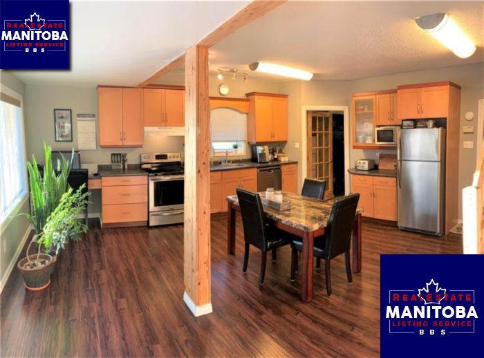 Property 253 Victoria Ave W img1