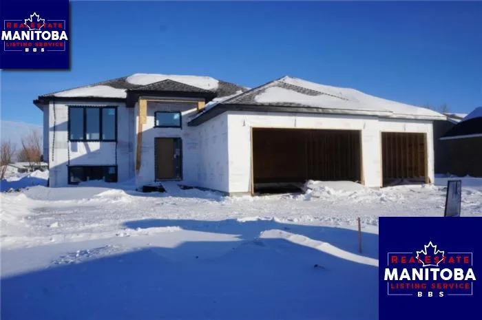 2 Benson Blvd, Oak Bluff