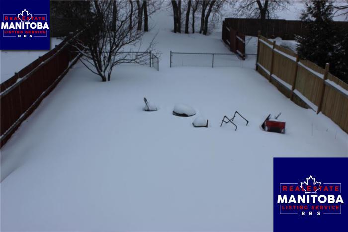 Property 371 Barker Blvd img1