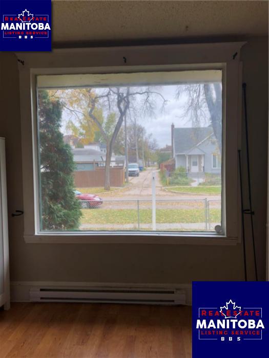 Property 421 Machray Ave img1