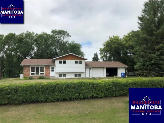 15 River Dr, Ste Rose Du Lac