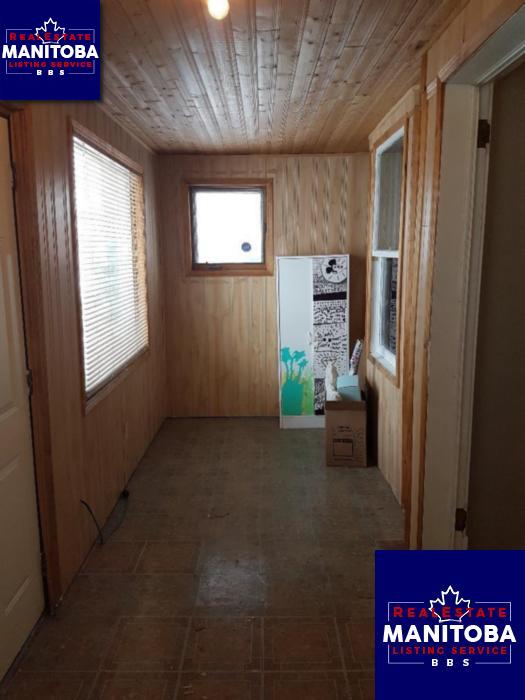 Property 239 Parkview St img1