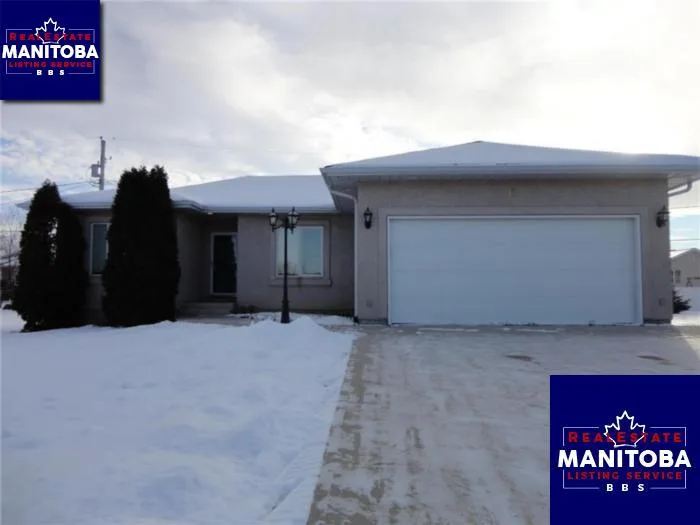 12 Redwood Pl