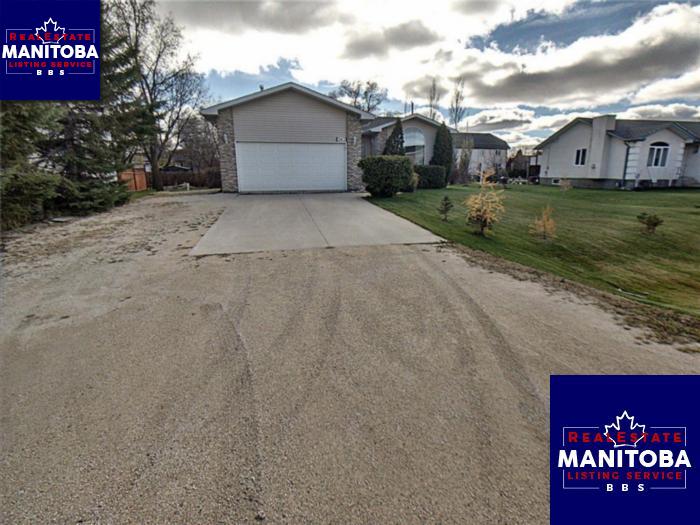 Property 262 3rd St N img1