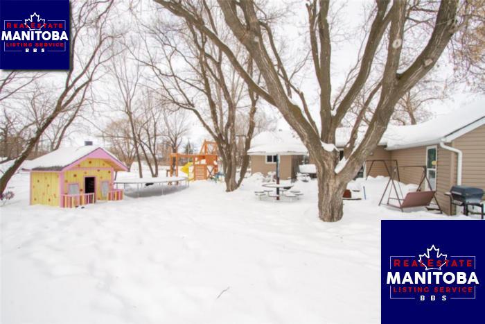 Property 310 Center Ave img1