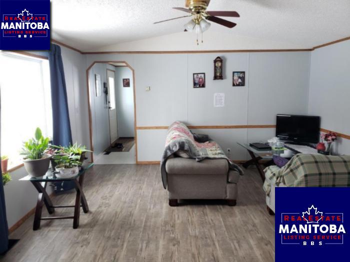 Property 58 Rosebrook Pl img1