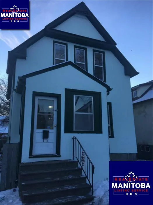 434 College Ave, Winnipeg