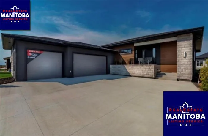 10 Prairie Grass Lane, Oak Bluff